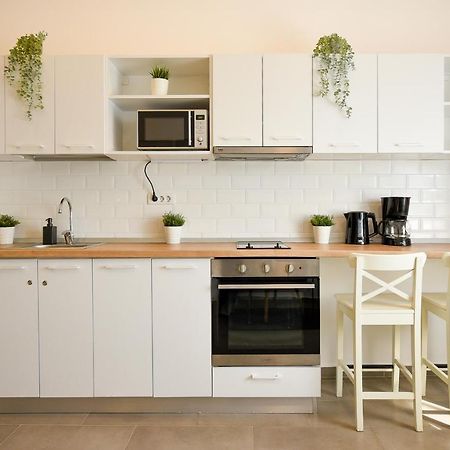 Classy Comfort - Chic Studio On Regina Elisabeta Bucarest Exterior foto