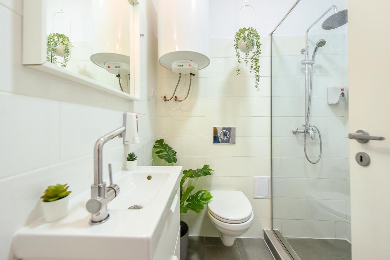 Classy Comfort - Chic Studio On Regina Elisabeta Bucarest Exterior foto
